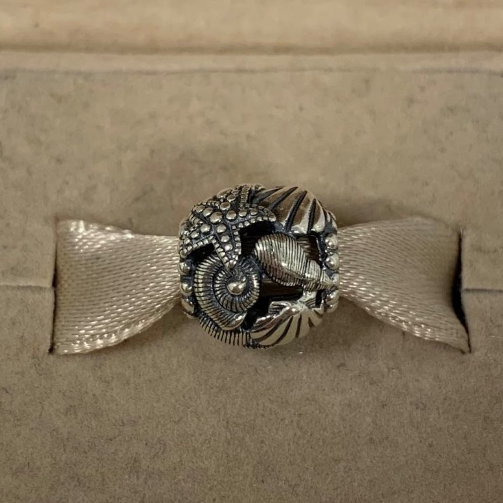 Pandora Openwork Starfish, Shells & Hearts Charm